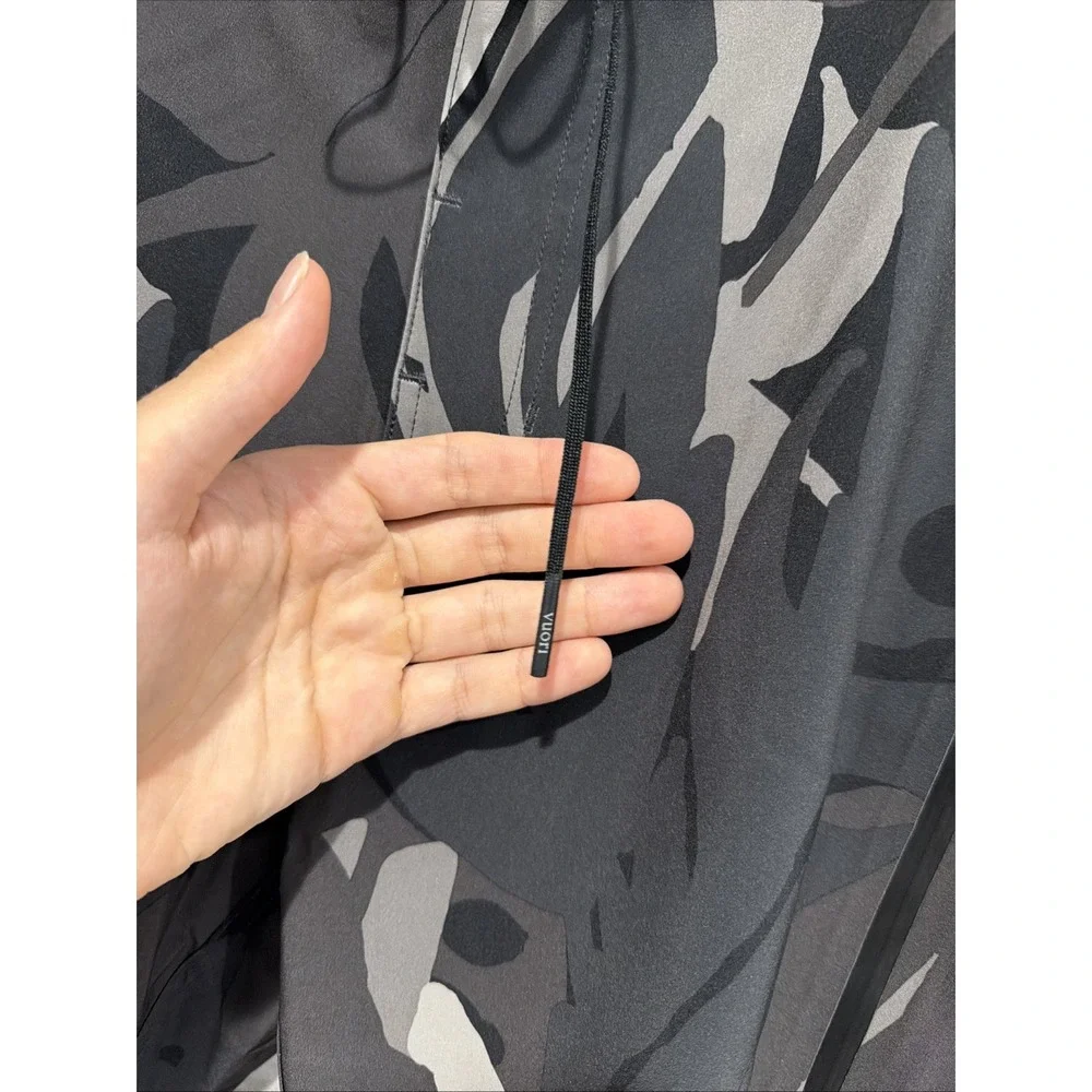 Vuori Board Shorts Mens 33 Camo Infinity Boardshort Rob Machado Swim Trunks Surf